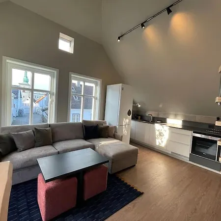 Nostalgic Nook 27 By شقة *